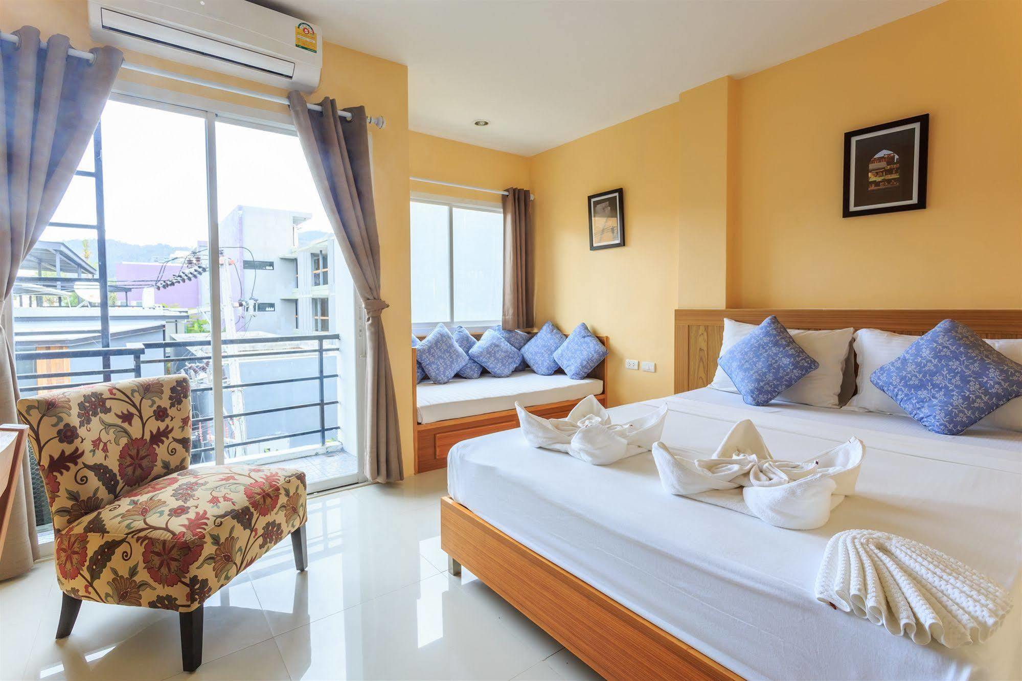 Patong Marina Hotel By Lofty Экстерьер фото