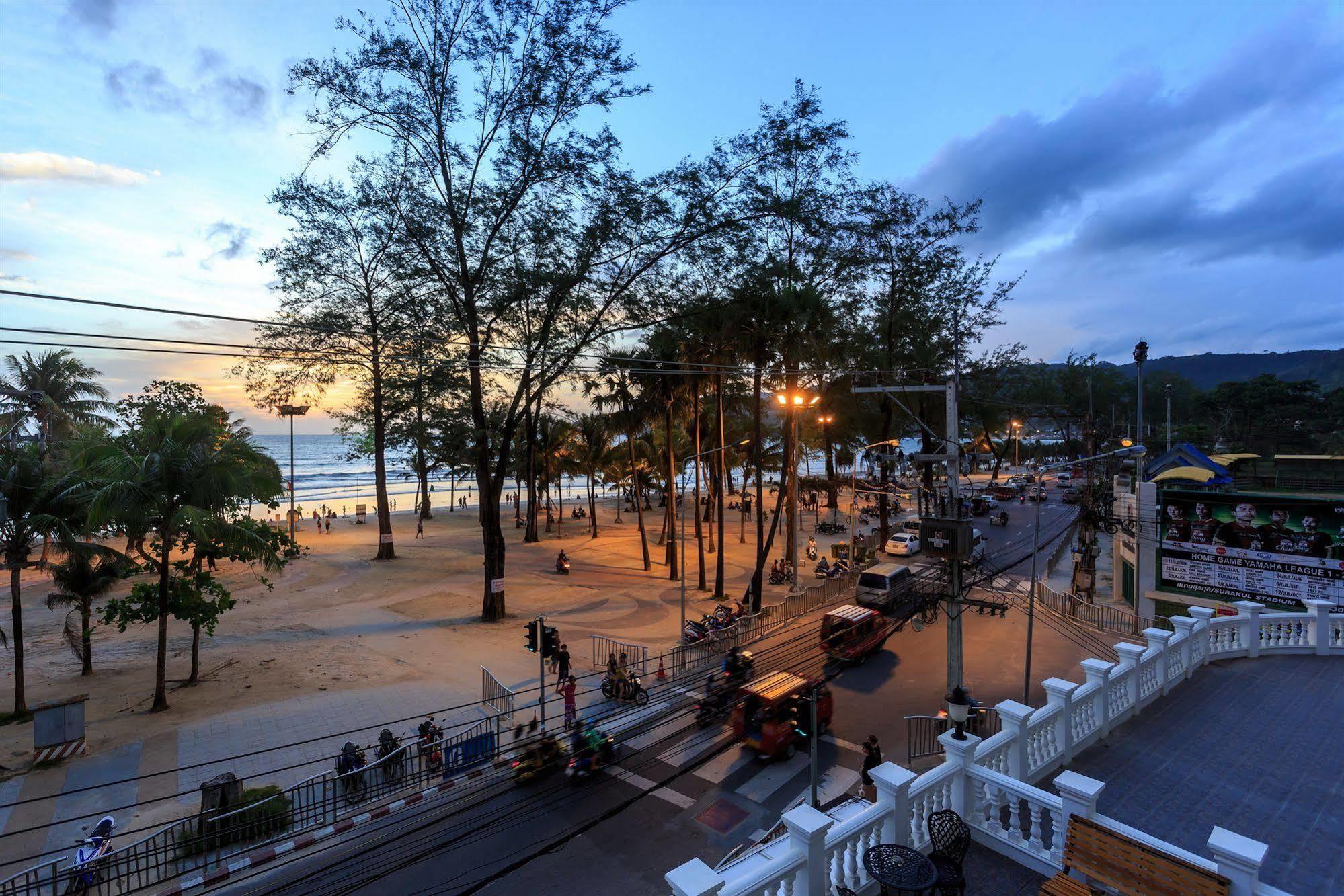 Patong Marina Hotel By Lofty Экстерьер фото