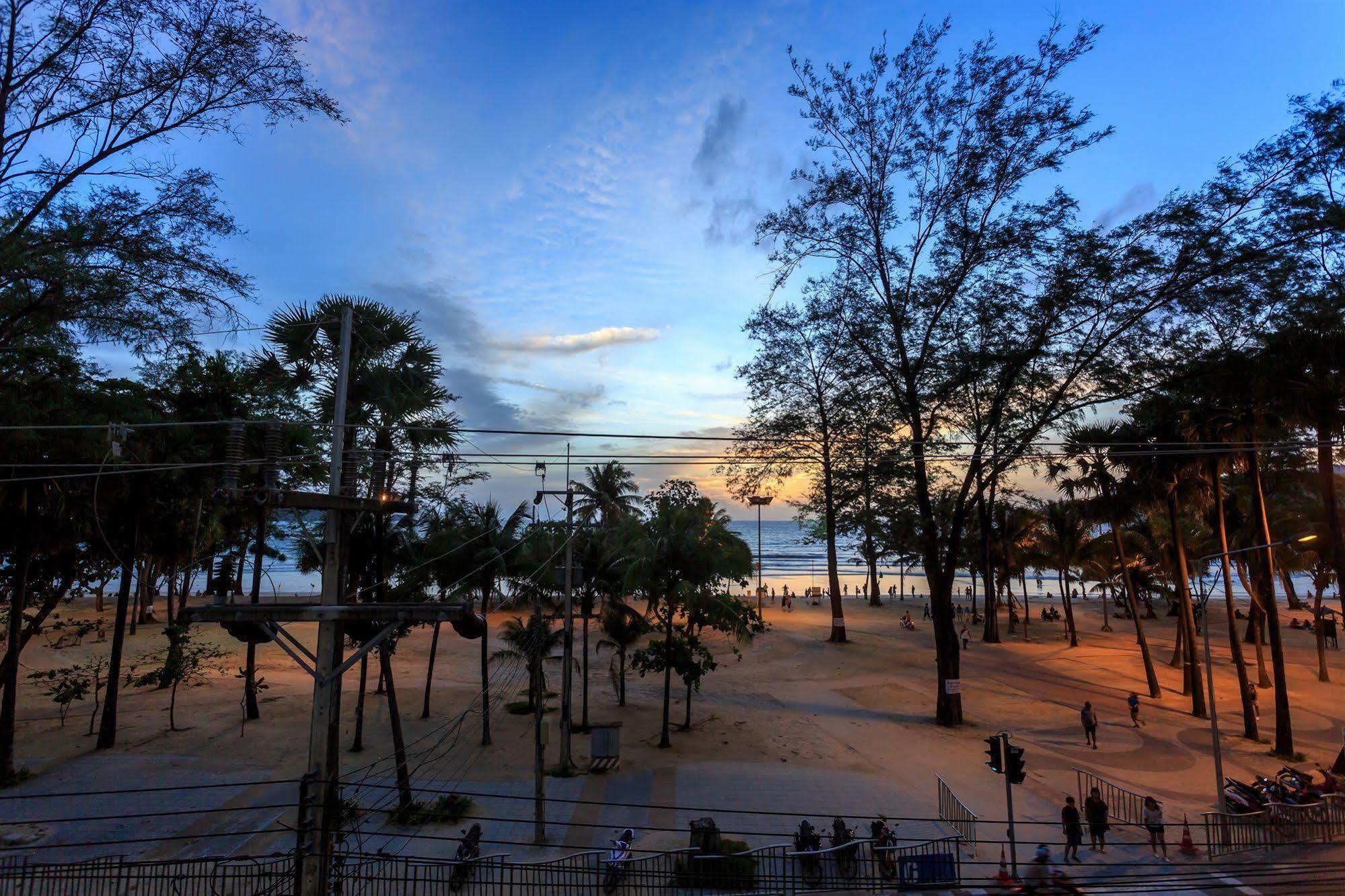 Patong Marina Hotel By Lofty Экстерьер фото