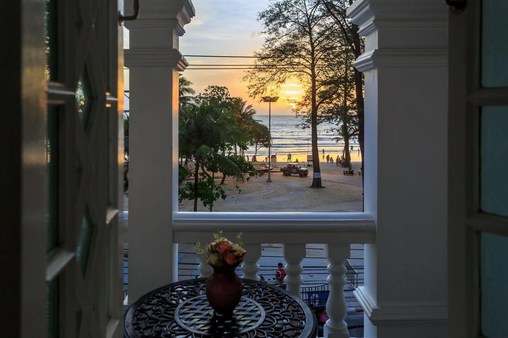 Patong Marina Hotel By Lofty Экстерьер фото